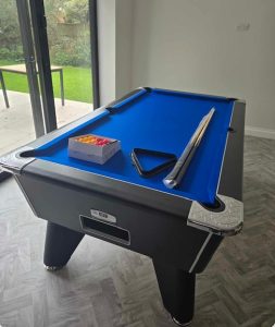 Omega Pro Free Play Pool Table