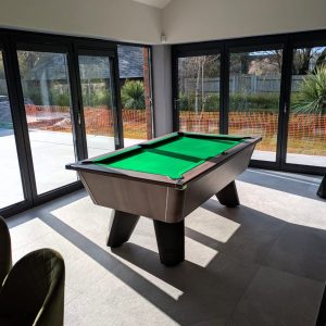 Crywolf Free Play Indoor Door Pool Table