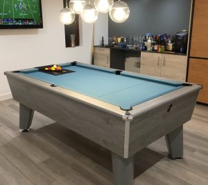 Blackball Table CLUB Freeplay Silver Oak